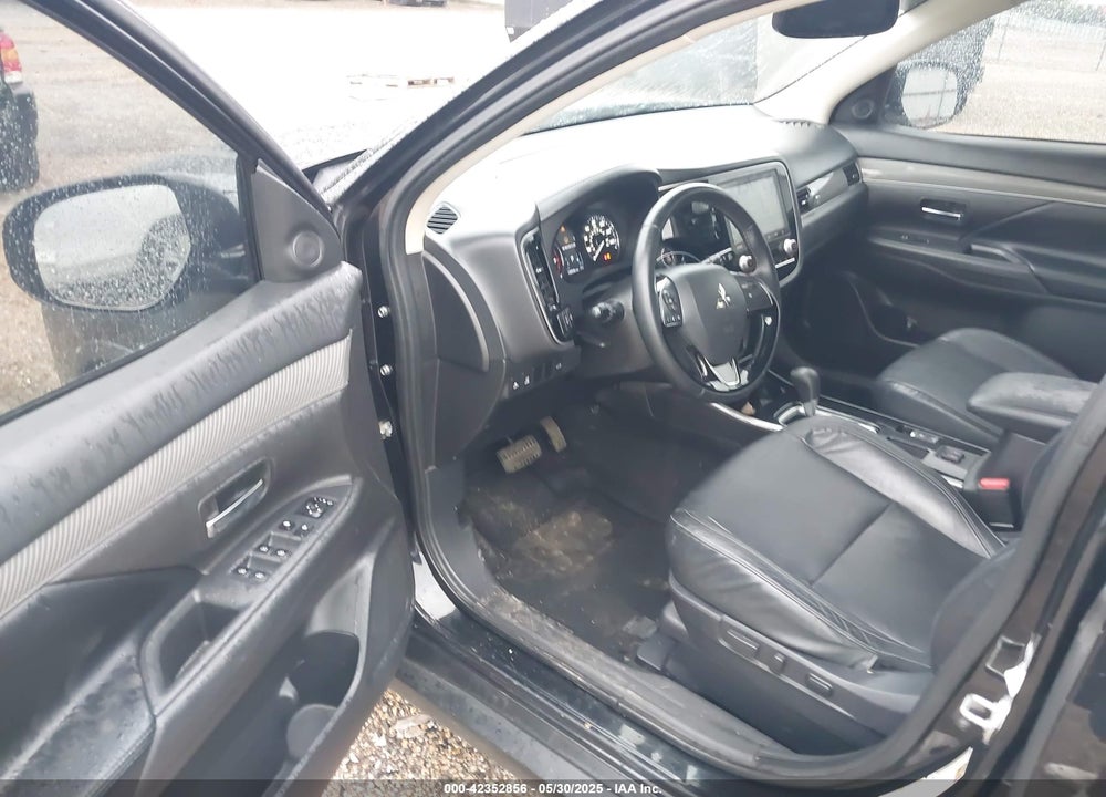 2020 MITSUBISHI OUTLANDER VIN: JA4AD3A3XLZ030748