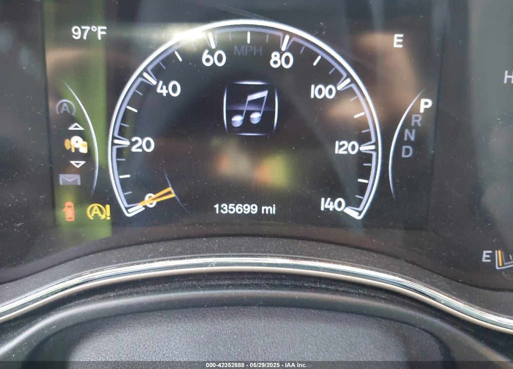 2016 JEEP GRAND CHEROKEE VIN: 1C4RJFAG2GC338964
