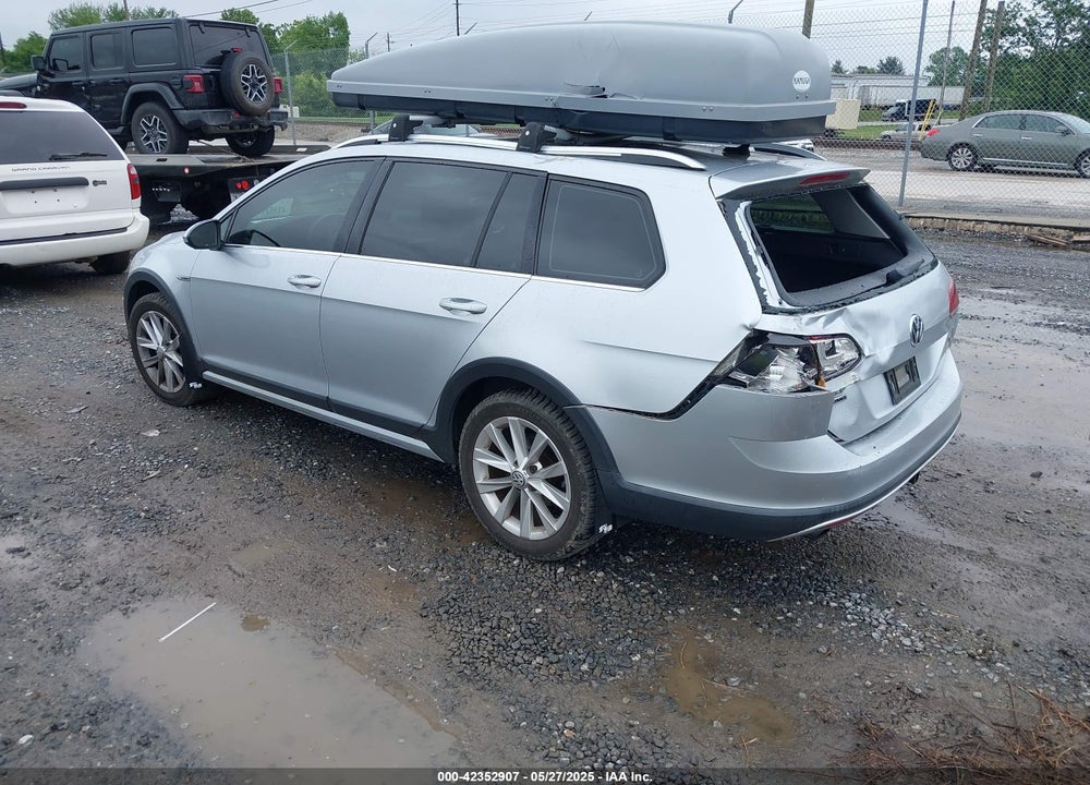2017 VOLKSWAGEN GOLF ALLTRACK VIN: 3VWH17AU8HM523184