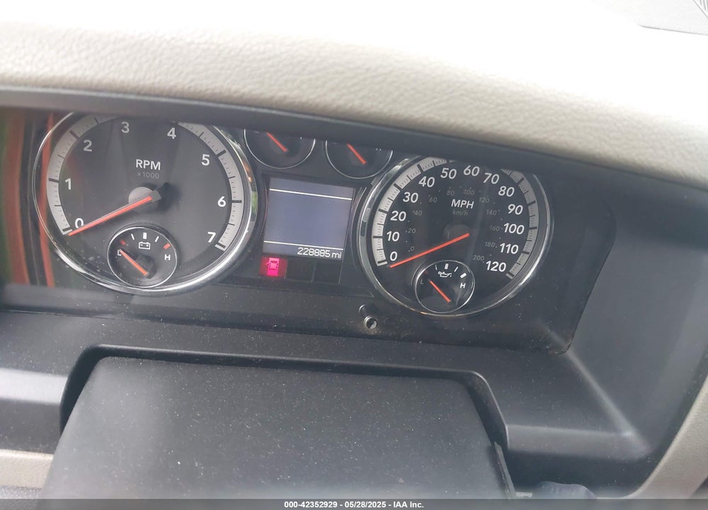 2012 RAM 1500 VIN: 1C6RD7GPXCS222066