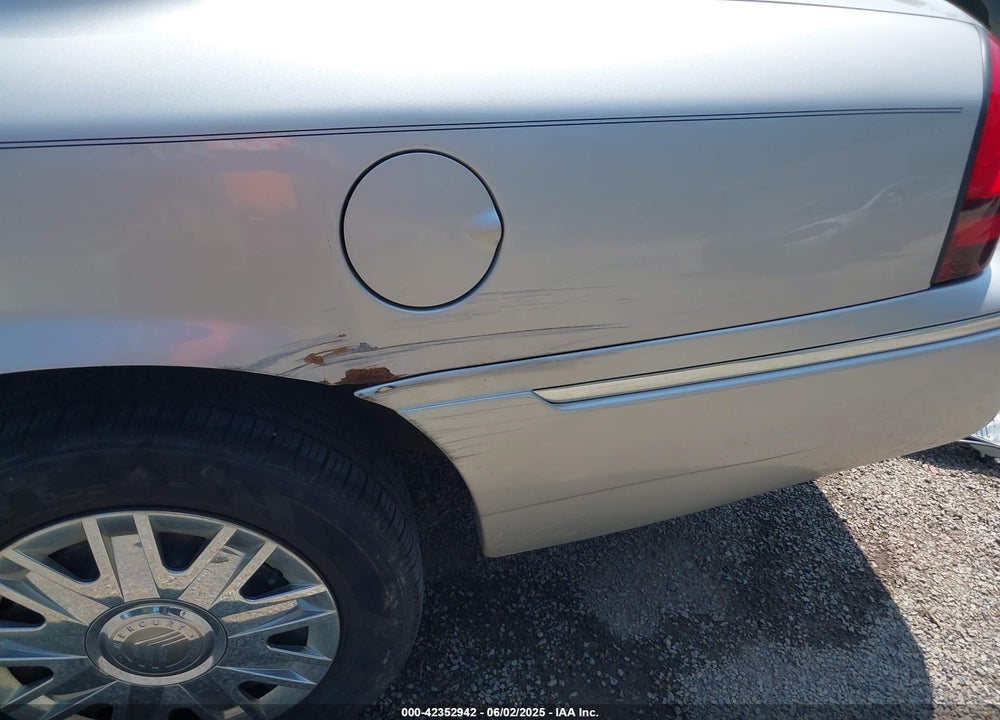 2008 MERCURY GRAND MARQUIS VIN: 2MEFM74V98X612481