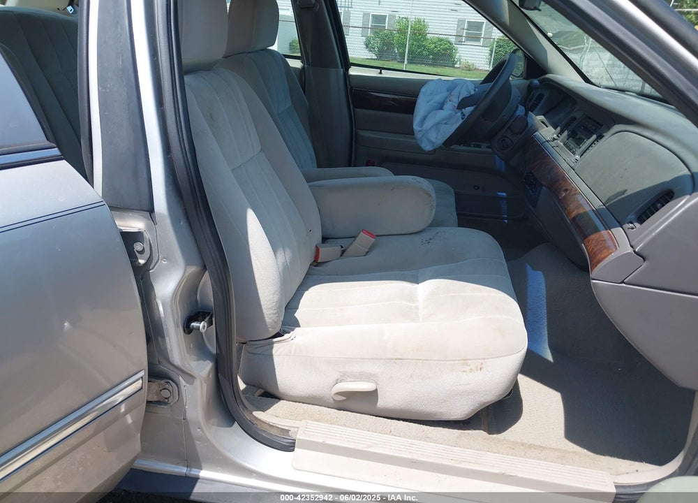 2008 MERCURY GRAND MARQUIS VIN: 2MEFM74V98X612481