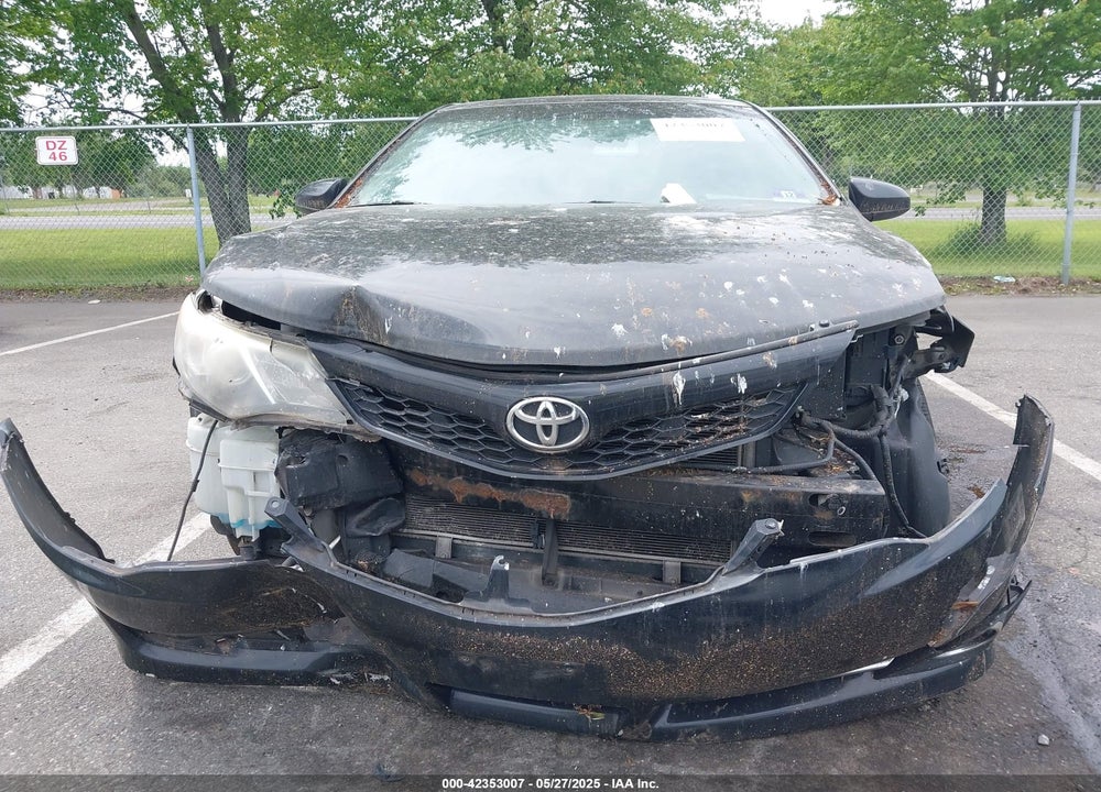 2014 TOYOTA CAMRY SE VIN: 4T1BF1FK8EU350896