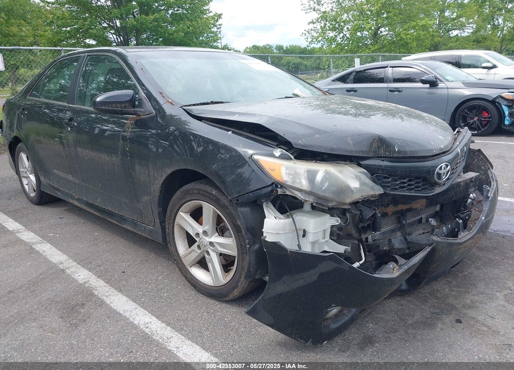 2014 TOYOTA CAMRY SE VIN: 4T1BF1FK8EU350896