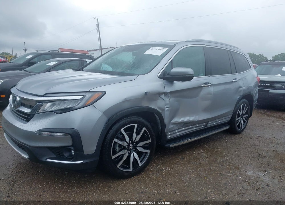 2019 HONDA PILOT TOURING VIN: 5FNYF6H98KB097105