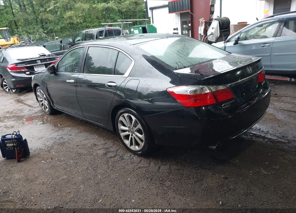 2013 HONDA ACCORD SPORT VIN: 1HGCR2F57DA228872