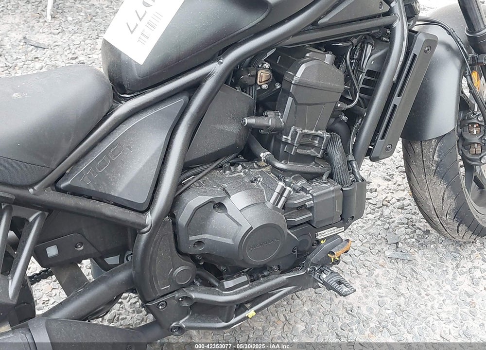 2025 HONDA CMX1100 D VIN: JH2SC8787SK000036