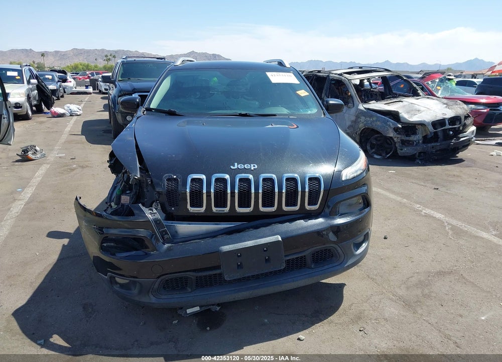 2014 JEEP CHEROKEE VIN: 1C4PJLCS8EW299428