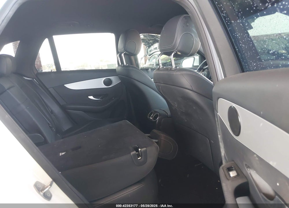 2020 MERCEDES-BENZ GLC 300 VIN: WDC0G8DBXLF736610
