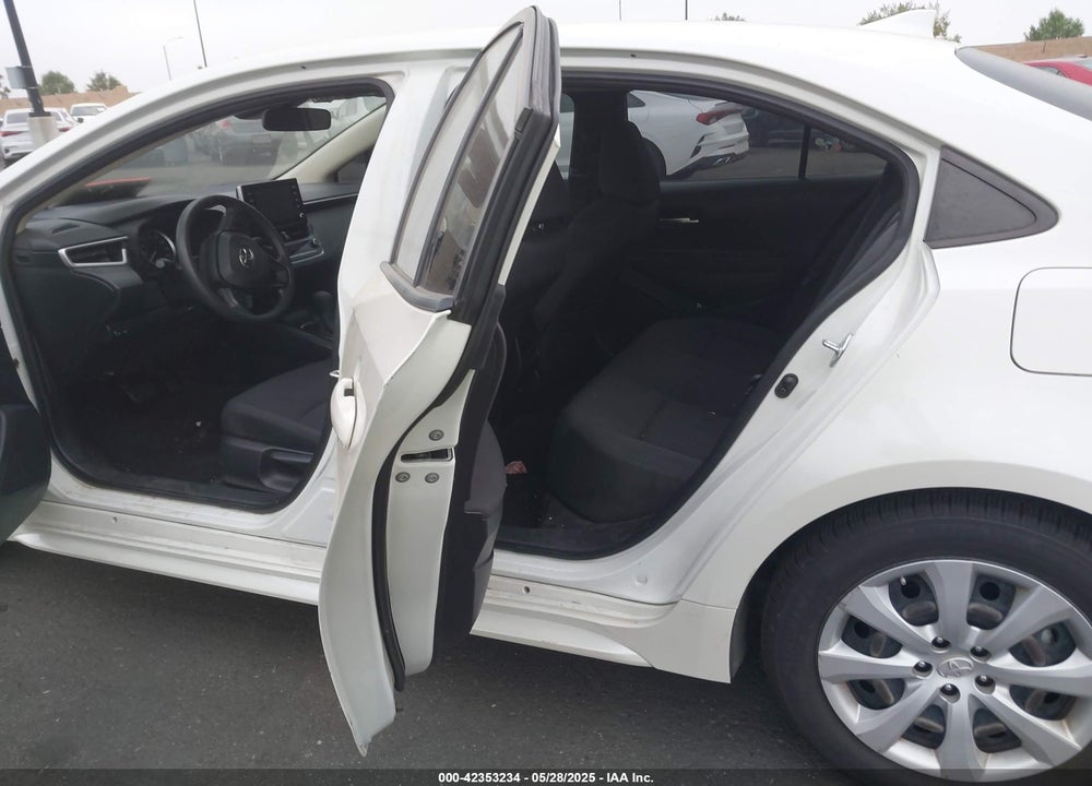 2020 TOYOTA COROLLA LE VIN: JTDEPRAE7LJ108954