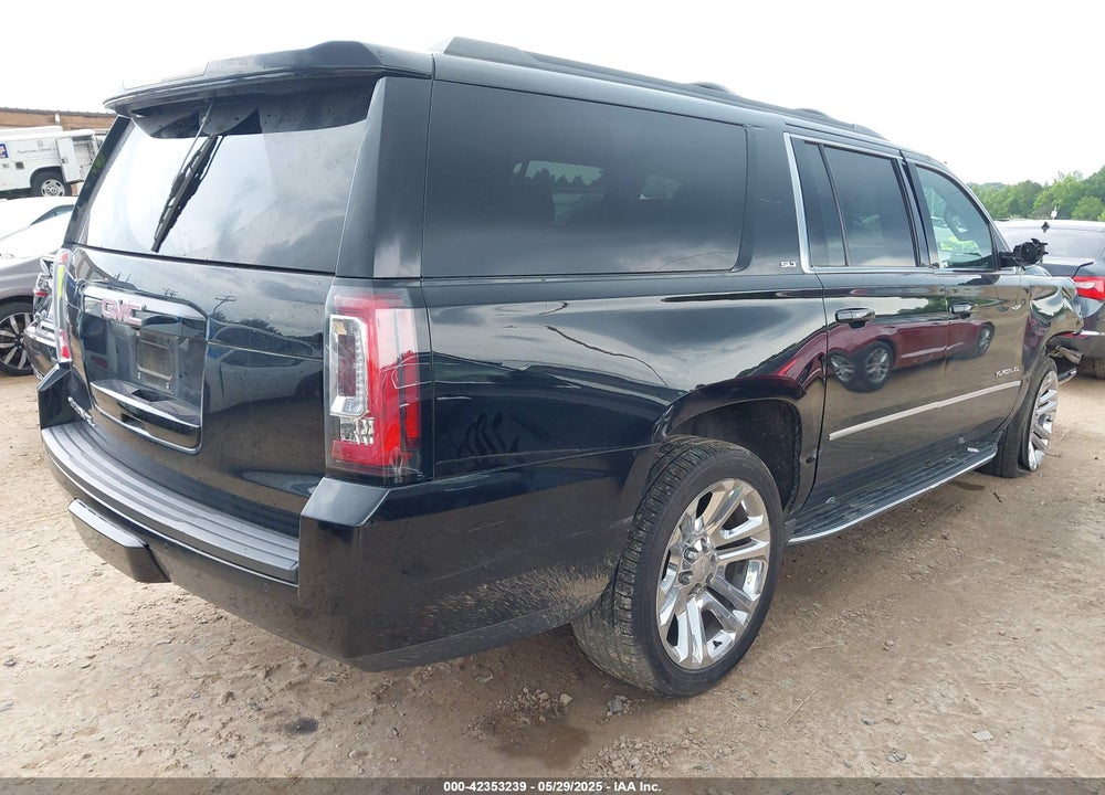 2017 GMC YUKON XL VIN: 1GKS2GKC3HR290703