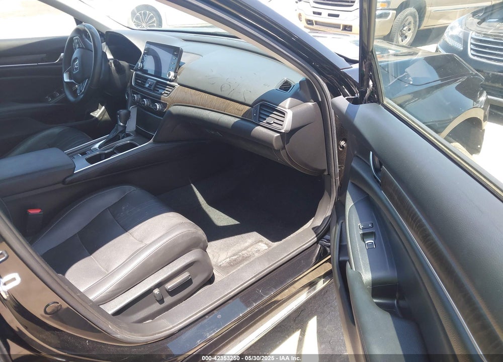 2022 HONDA ACCORD EX-L VIN: 1HGCV1F56NA029982