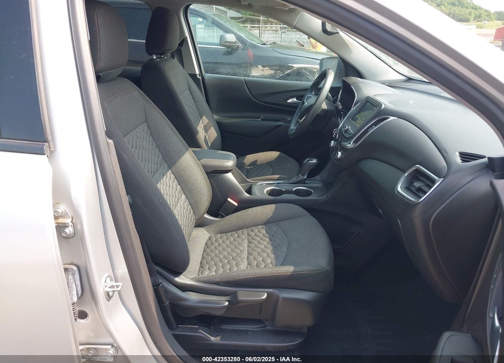 2019 CHEVROLET EQUINOX LT VIN: 3GNAXKEV9KS504114