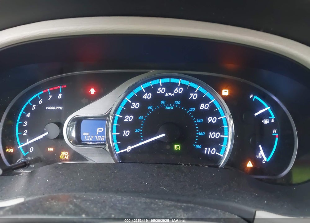 2014 TOYOTA SIENNA VIN: 5TDYK3DC0ES429307