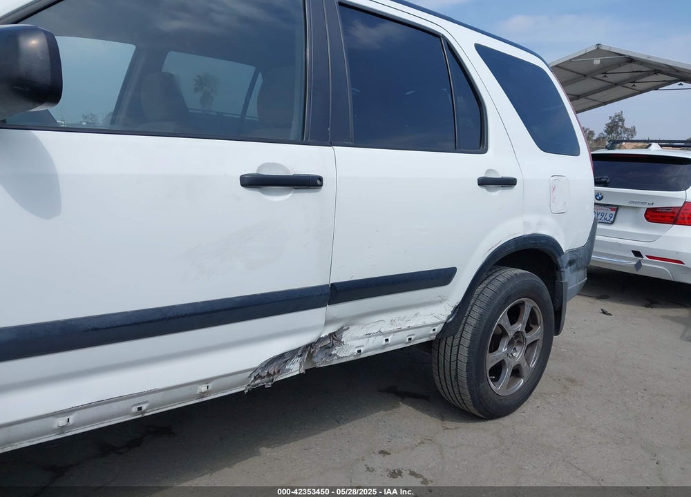 2002 HONDA CR-V LX VIN: JHLRD68402C023725