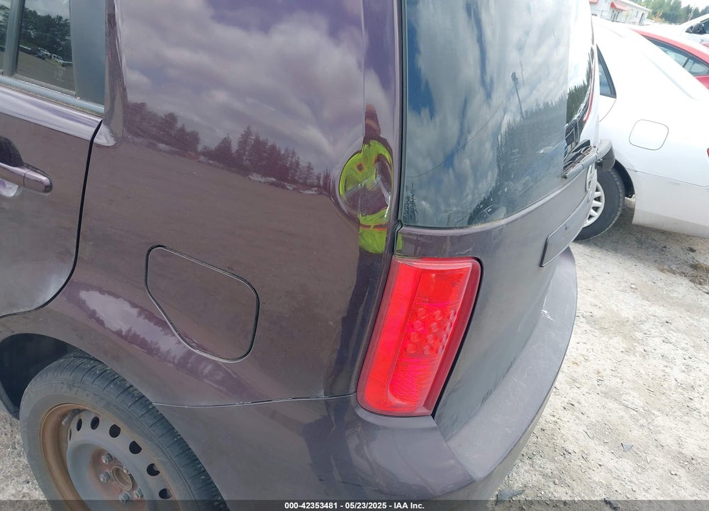 2010 SCION XB VIN: JTLZE4FE6A1115785