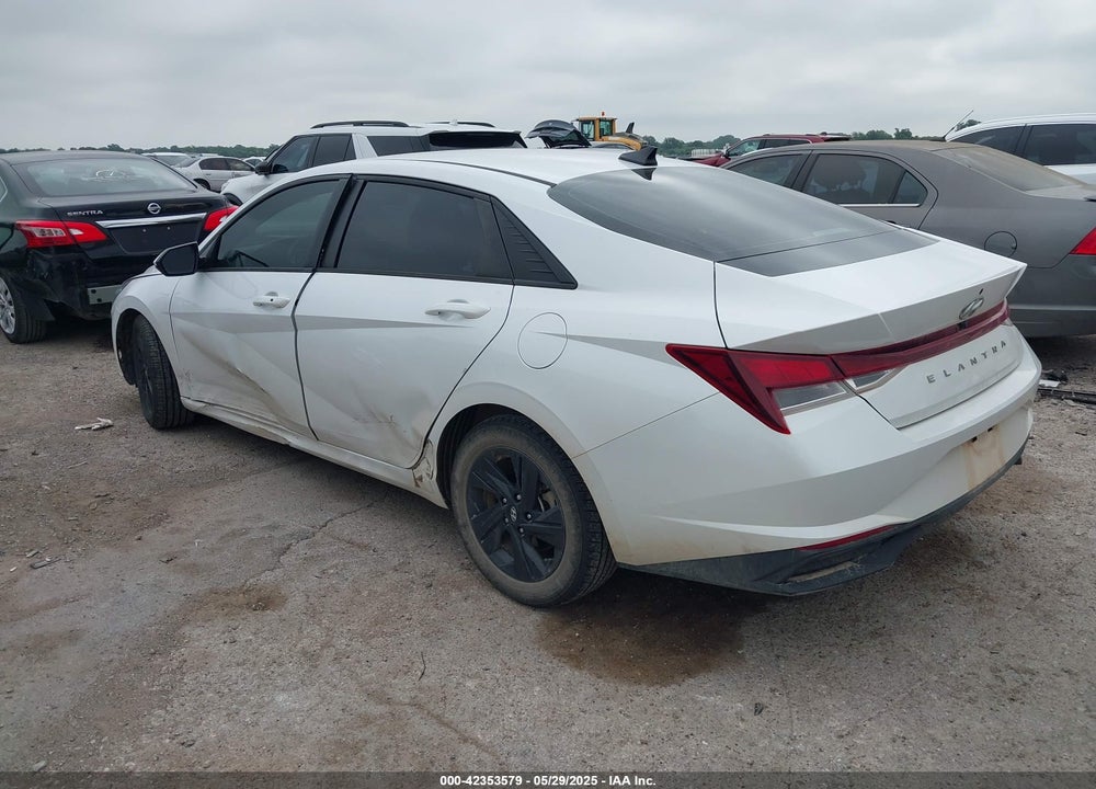 2021 HYUNDAI ELANTRA VIN: 5NPLM4AG8MH022731