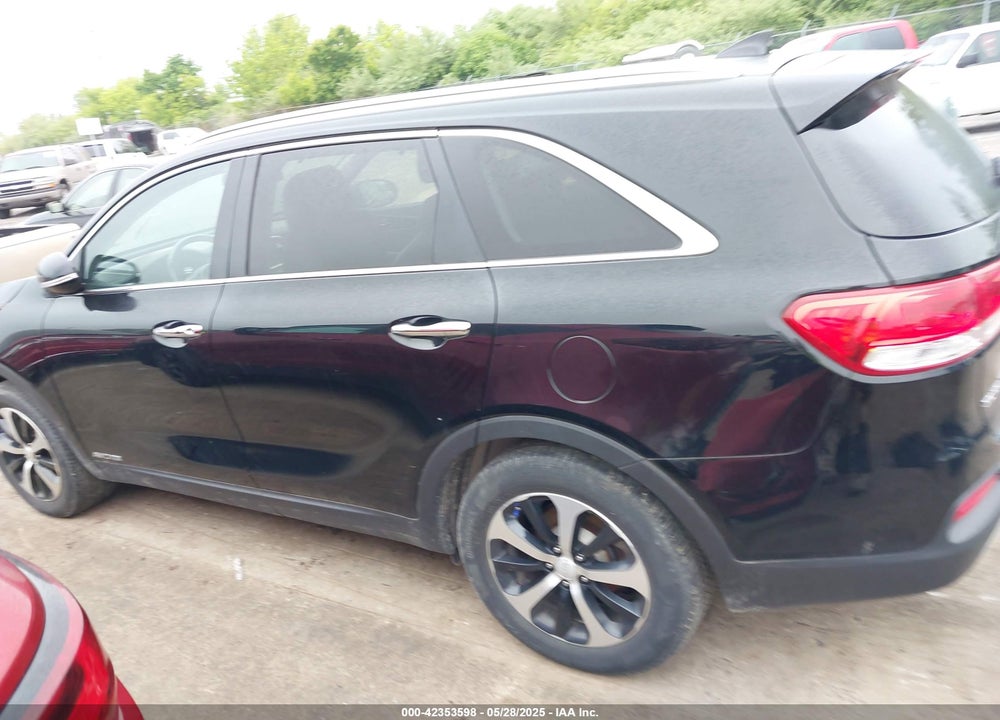 2017 KIA SORENTO VIN: 5XYPHDA59HG204228