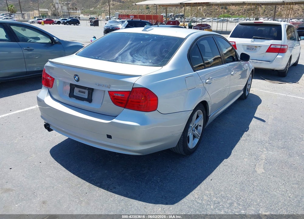 2010 BMW 328 VIN: WBAPH5G57ANM70663