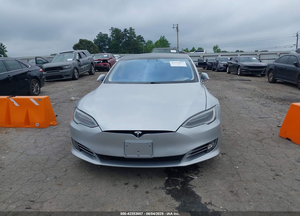 2017 TESLA MODEL S VIN: 5YJSA1E28HF199687