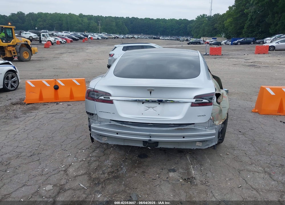 2017 TESLA MODEL S VIN: 5YJSA1E28HF199687