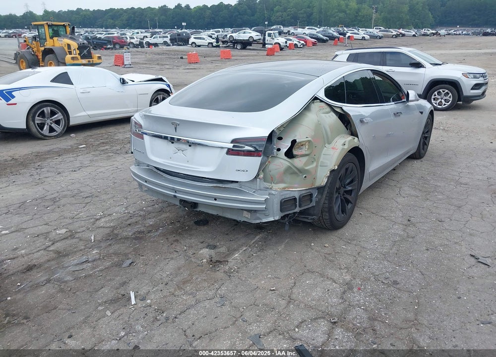 2017 TESLA MODEL S VIN: 5YJSA1E28HF199687