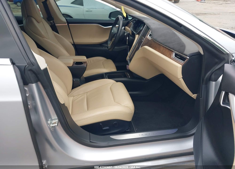 2017 TESLA MODEL S VIN: 5YJSA1E28HF199687