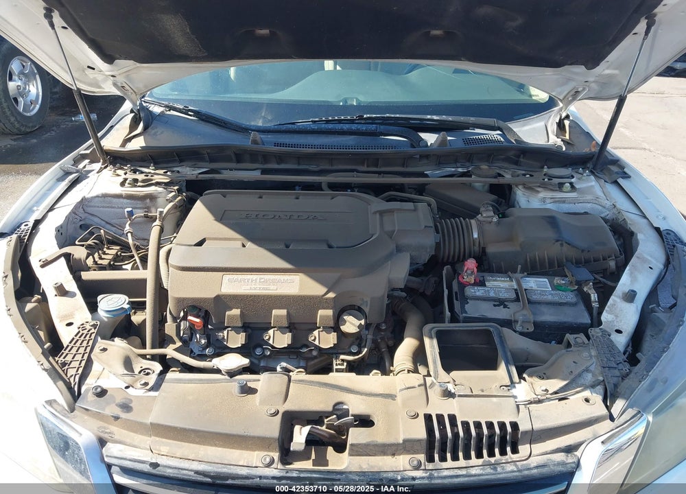 2015 HONDA ACCORD TOURING VIN: 1HGCR3F90FA000028