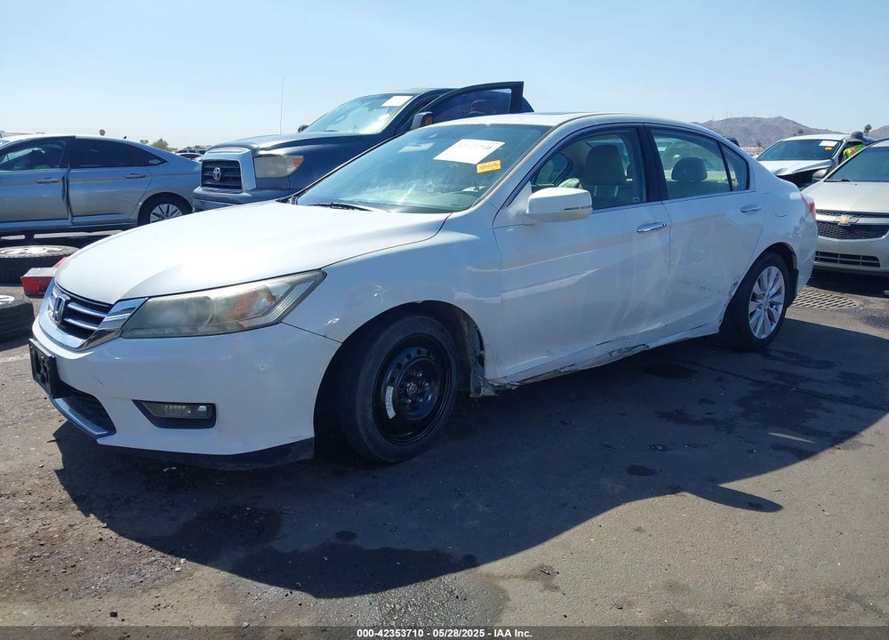 2015 HONDA ACCORD TOURING VIN: 1HGCR3F90FA000028