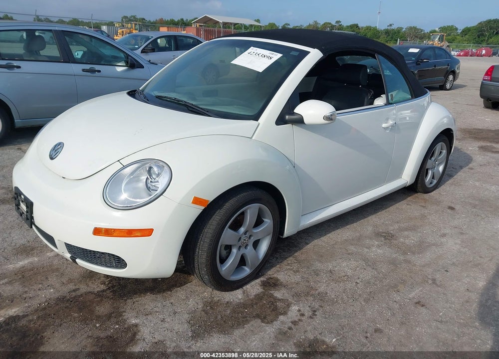 2009 VOLKSWAGEN NEW BEETLE VIN: 3VWRF31YX9M402739