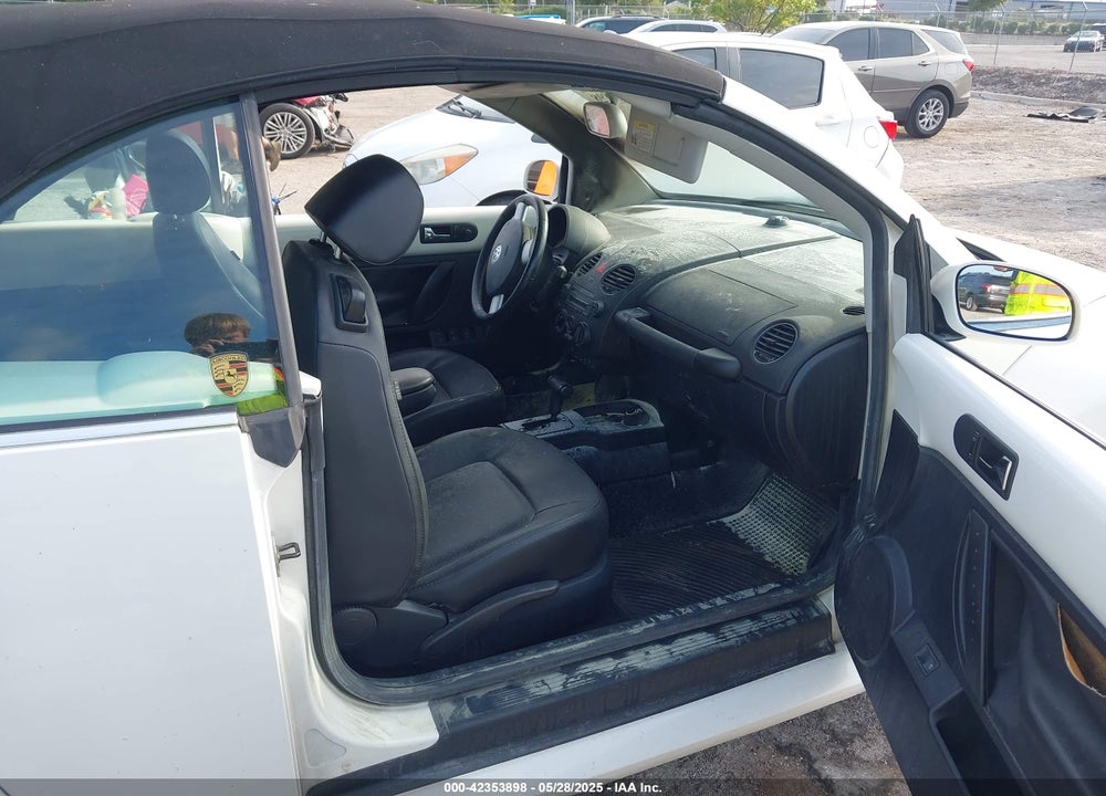 2009 VOLKSWAGEN NEW BEETLE VIN: 3VWRF31YX9M402739