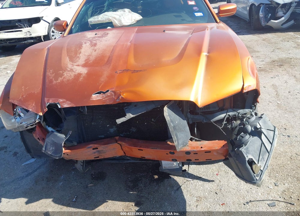 2011 DODGE CHARGER VIN: 2B3CL3CG4BH530924
