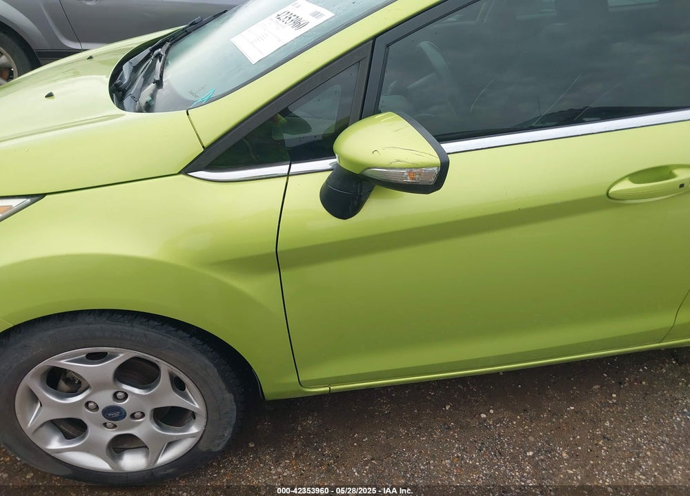 2011 FORD FIESTA SES VIN: 3FADP4FJ7BM132392