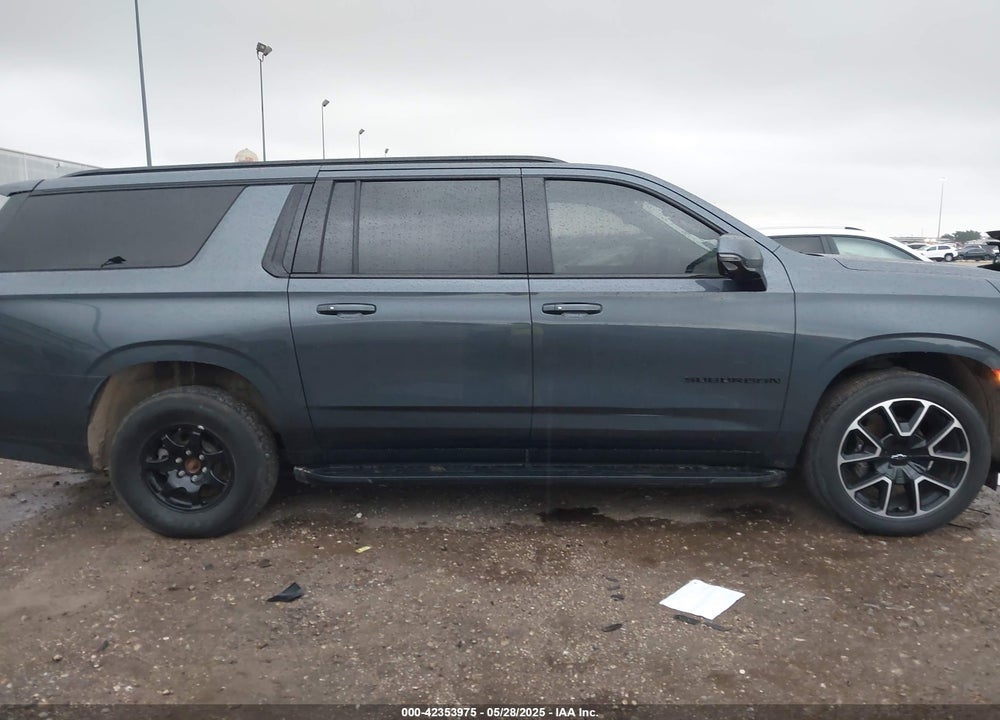 2021 CHEVROLET SUBURBAN 4WD RST VIN: 1GNSKEKD8MR224593