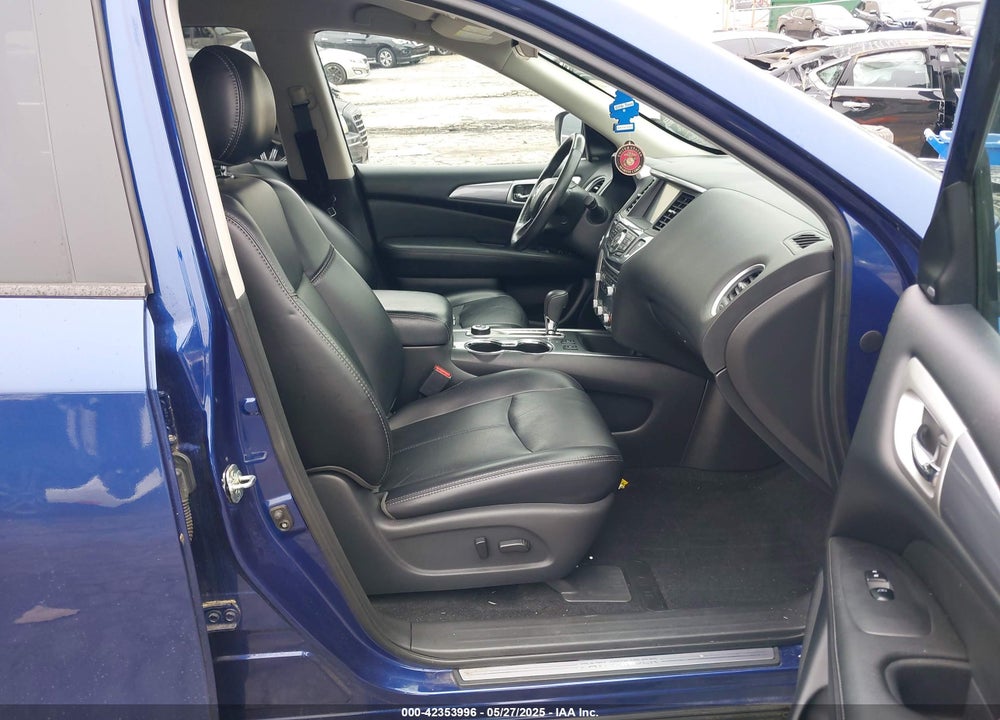 2019 NISSAN PATHFINDER VIN: 5N1DR2MM1KC619977