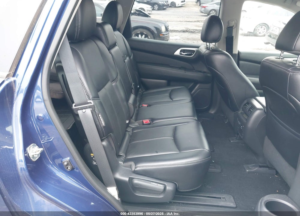 2019 NISSAN PATHFINDER VIN: 5N1DR2MM1KC619977