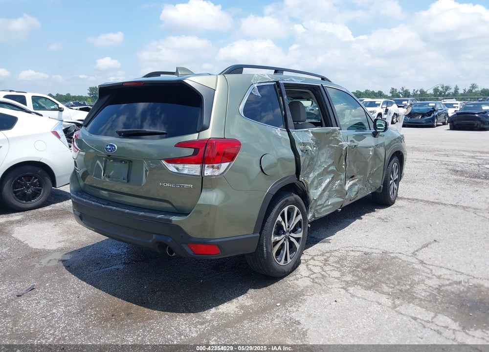 2021 SUBARU FORESTER VIN: JF2SKAUC8MH479063