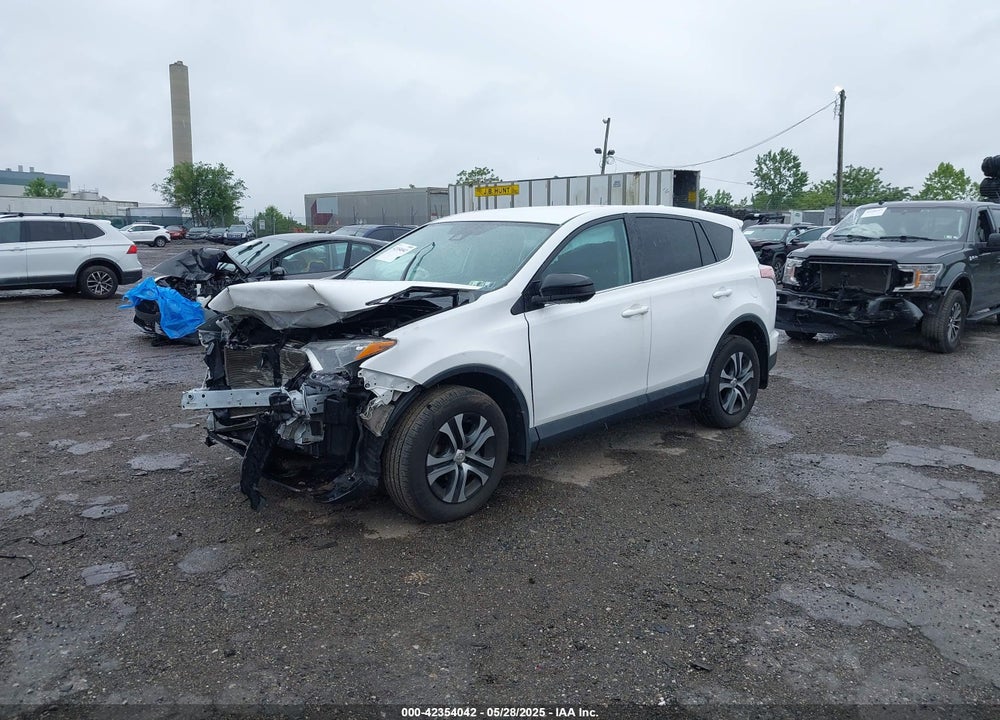 2018 TOYOTA RAV4 VIN: 2T3BFREV7JW851015