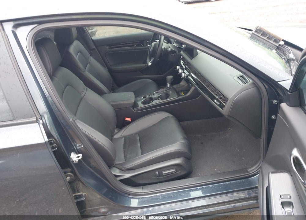 2024 HONDA CIVIC SPORT TOURING VIN: 19XFL1H80RE020903
