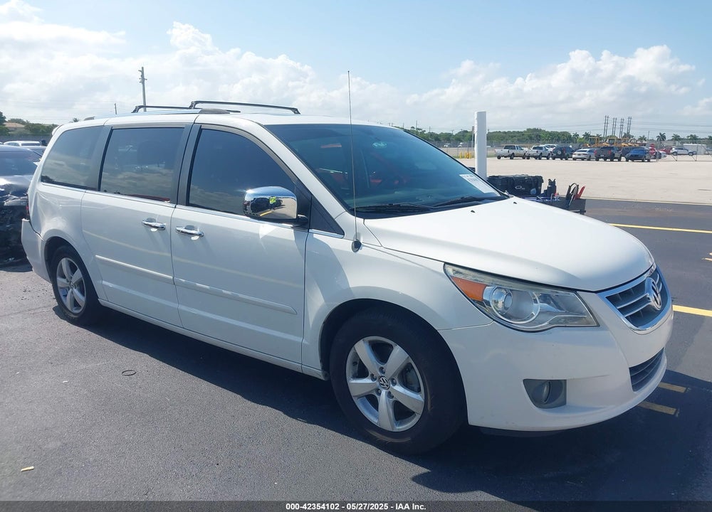 2012 VOLKSWAGEN ROUTAN SEL PREMIUM VIN: 2C4RVADG2CR120642