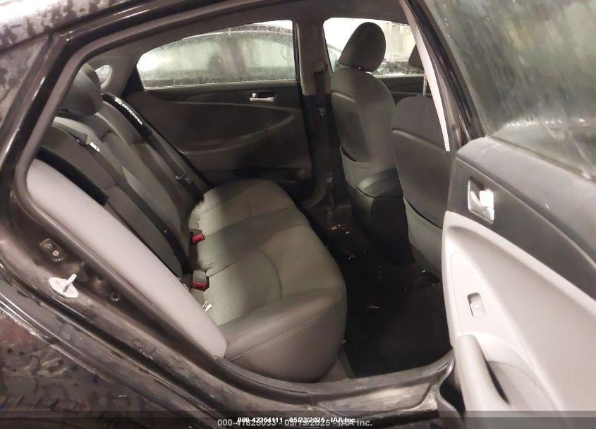 2011 HYUNDAI SONATA VIN: 5NPEB4AC5BH299846