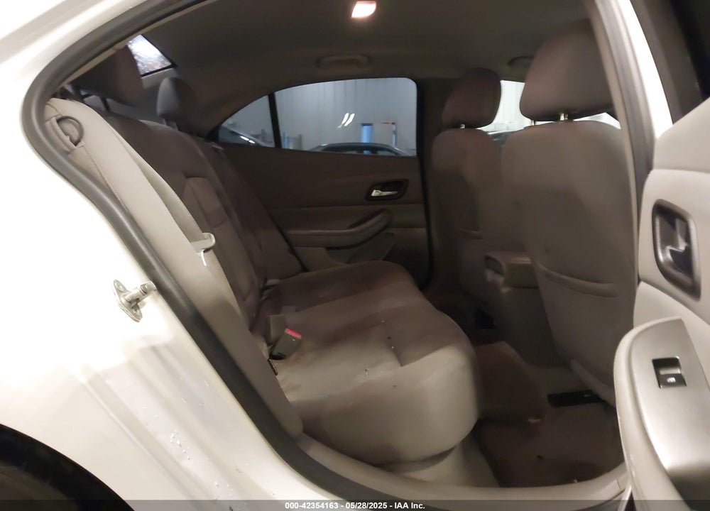 2013 CHEVROLET MALIBU VIN: 1G11A5SAXDF234890