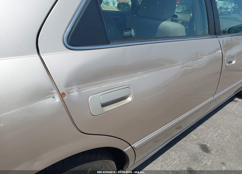 1999 TOYOTA CAMRY LE VIN: JT2BG22K1X0369726