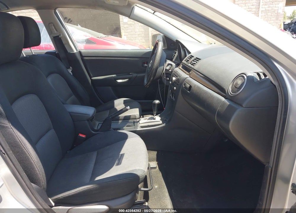 2008 MAZDA 3 VIN: JM1BK12F081832051