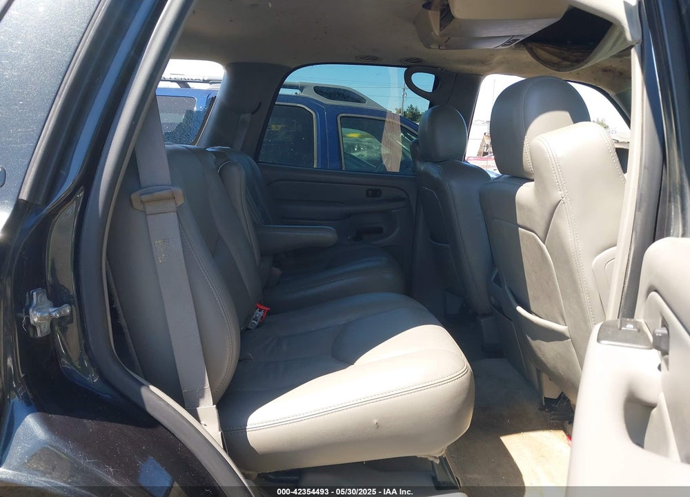 2005 CHEVROLET TAHOE LT VIN: 1GNEC13T95R144827