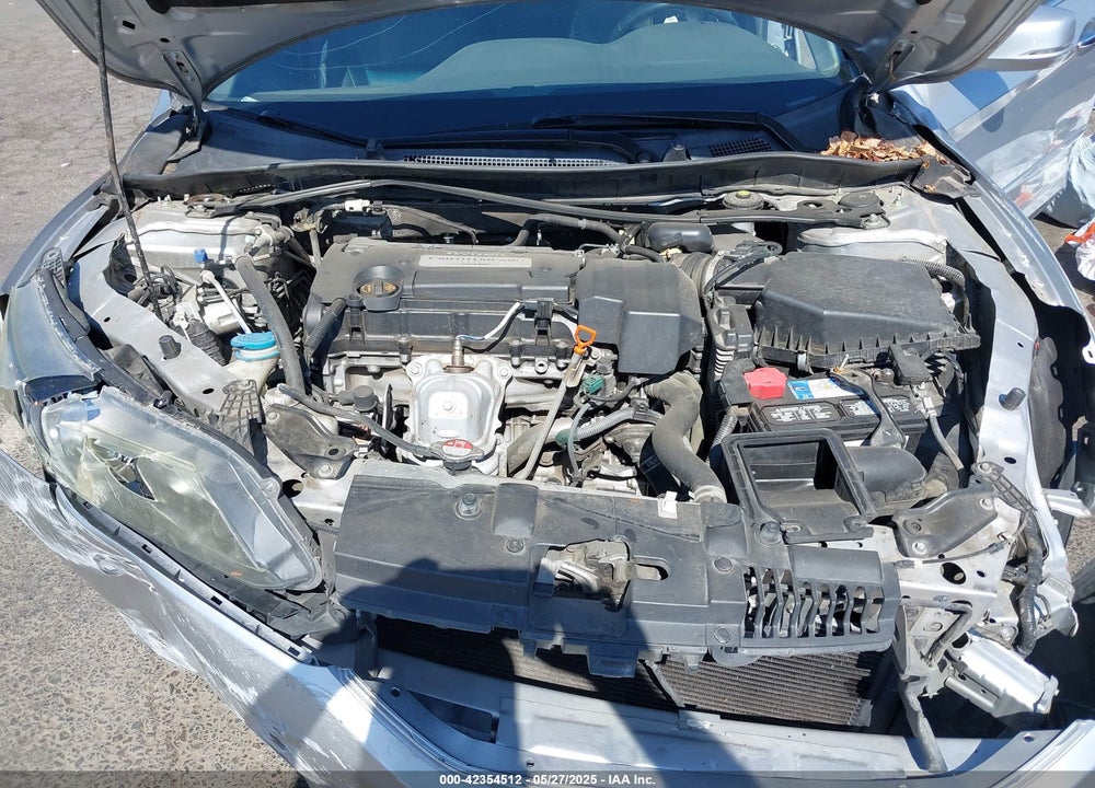 2013 HONDA ACCORD VIN: 1HGCR2F83DA121487