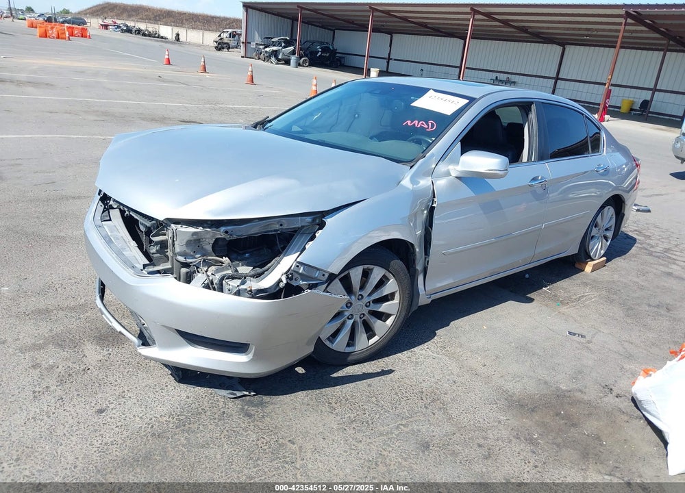 2013 HONDA ACCORD VIN: 1HGCR2F83DA121487