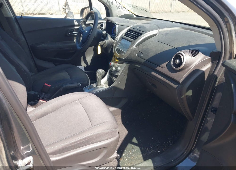2016 CHEVROLET TRAX VIN: 3GNCJPSB7GL147177