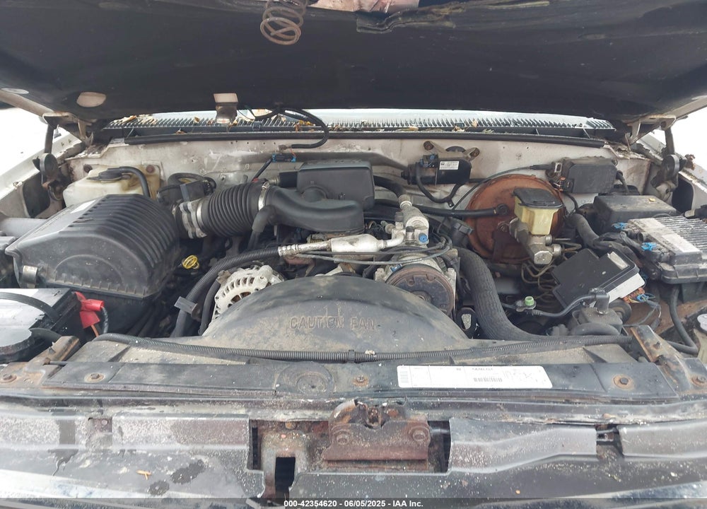 1999 CHEVROLET SUBURBAN 1500 LT VIN: 3GNFK16R2XG181597