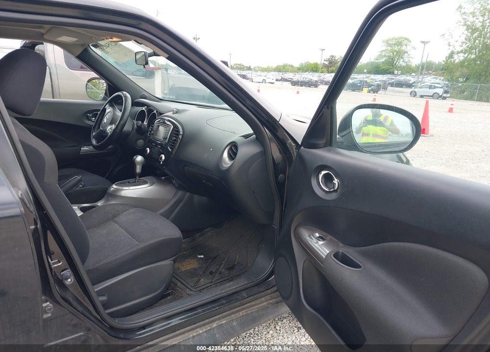 2012 NISSAN JUKE VIN: JN8AF5MVXCT128078